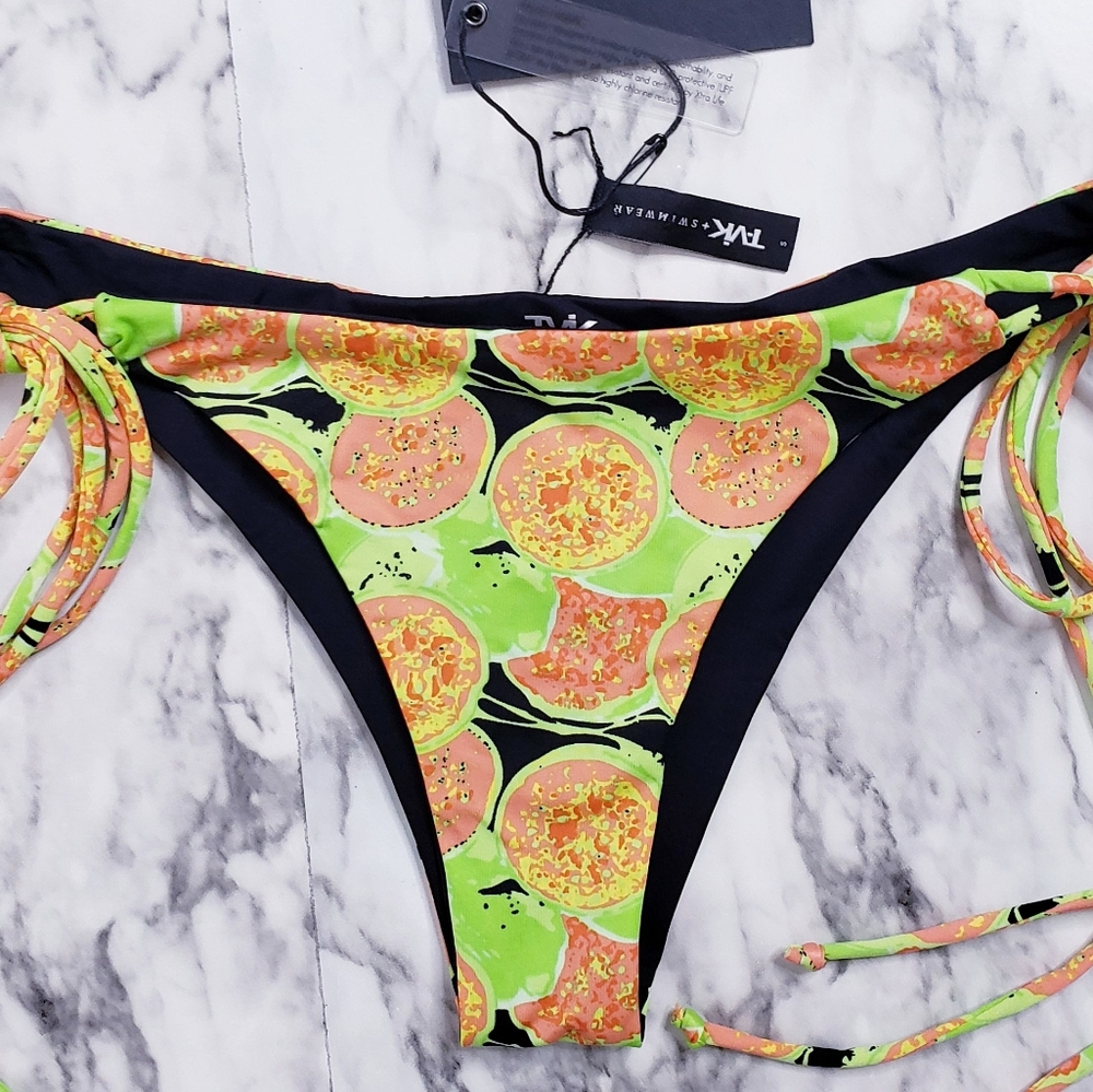 Tavik Reversible Bikini Bottom Adjustable Side Ties for perfect fit. Size Large